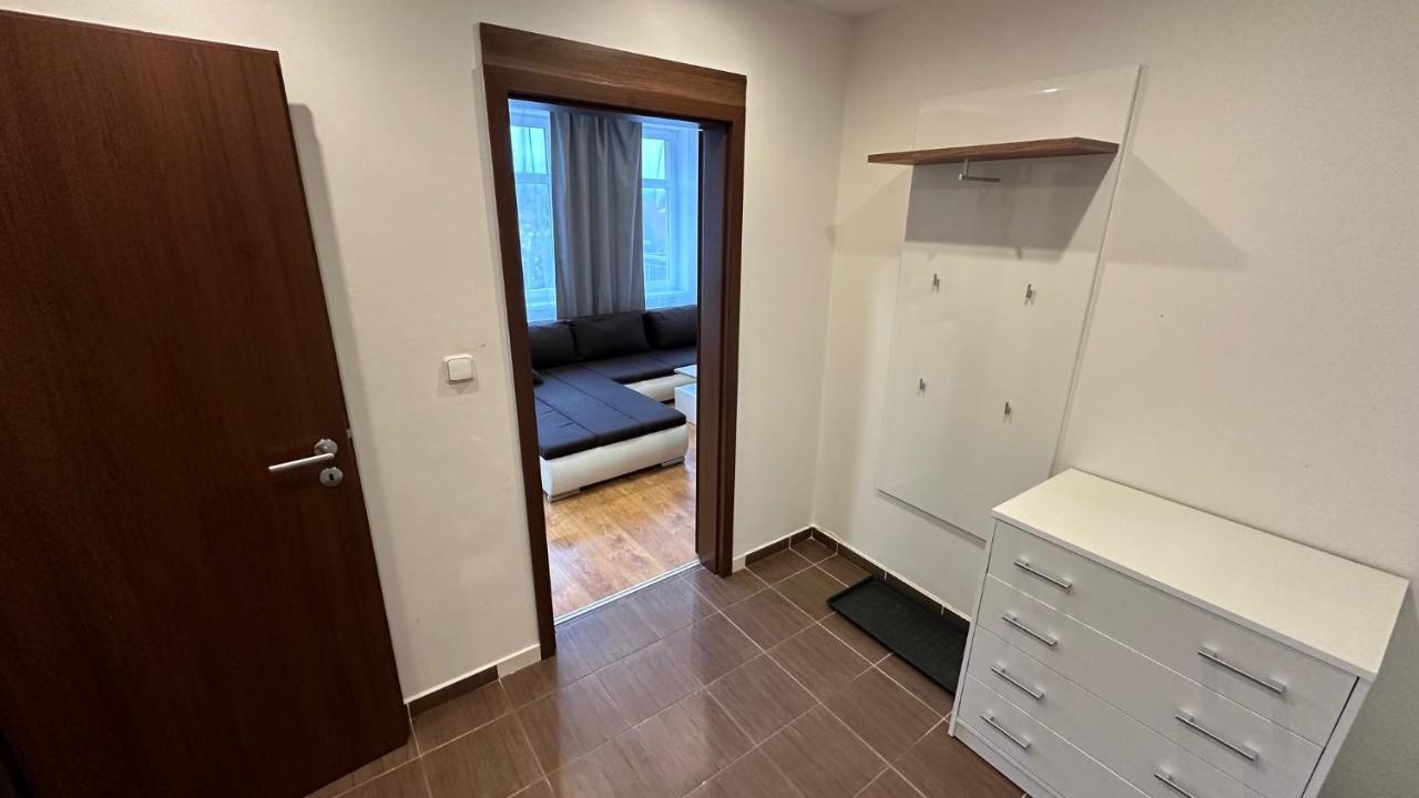 2 Room Apartment - Apartmany Chopok Liptovský Mikuláš Buitenkant foto
