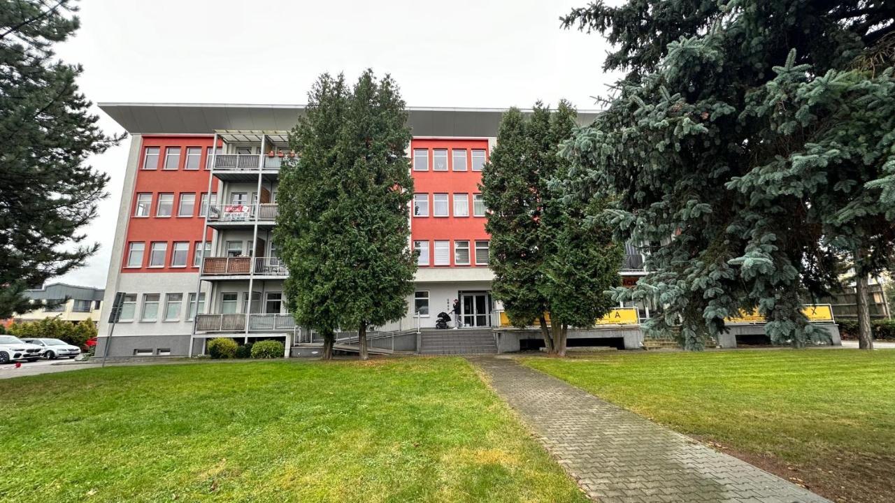 2 Room Apartment - Apartmany Chopok Liptovský Mikuláš Buitenkant foto